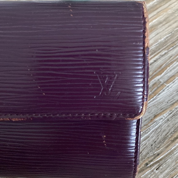 Louis Vuitton - Plum/Purple LV Epi Long Wallet - Picture 8 of 16
